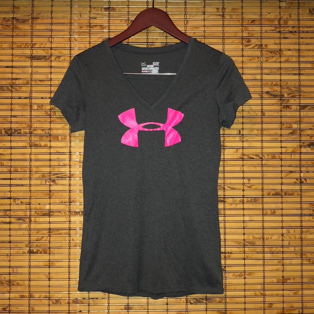 Girls Under Armour T-shirt